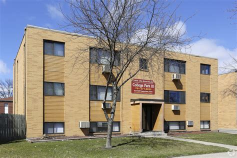 2409 4th Ave N 1 to 2 Bedroom 450 - 600. . Moorhead apartments for rent
